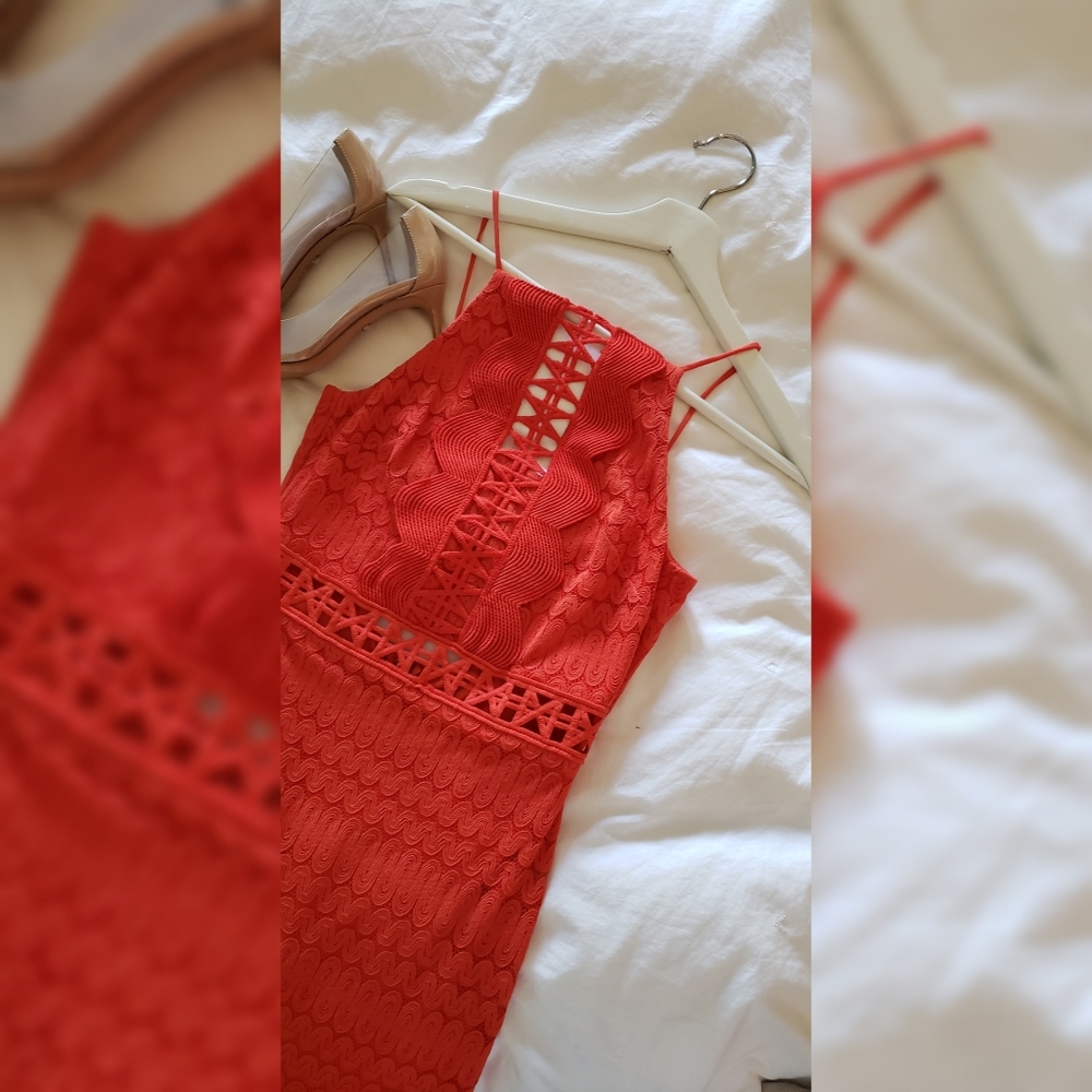 🔥CLEARANCE🔥NWOT Topshop Crochet Bodycon dress